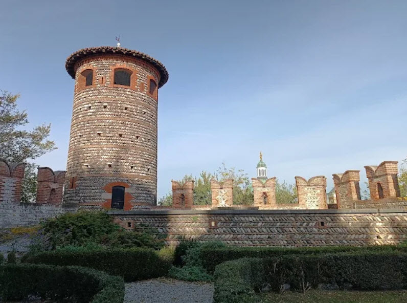 Castello Bonoris, Italy